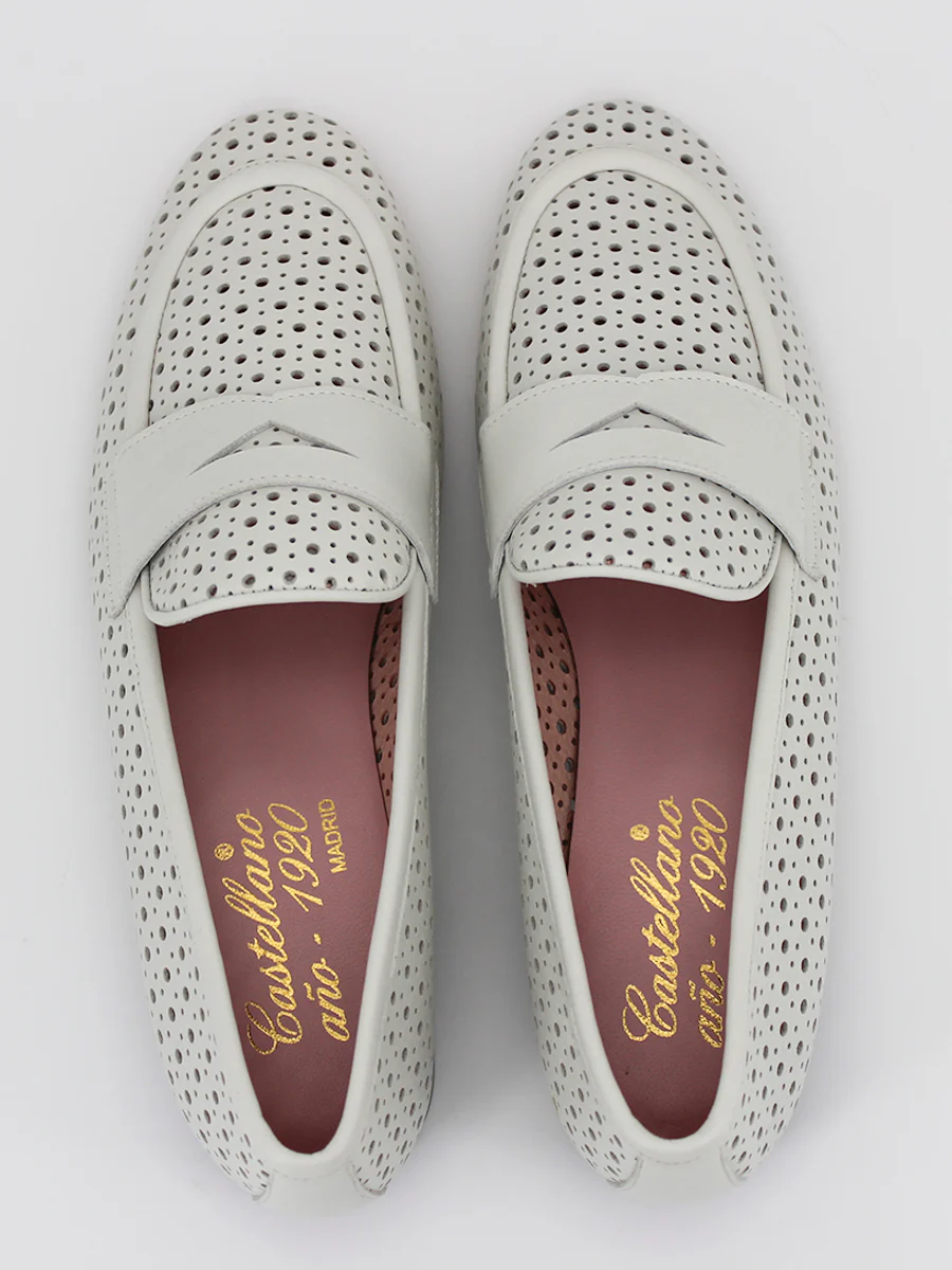 Mocasines Avegno piel color hielo - Image 6